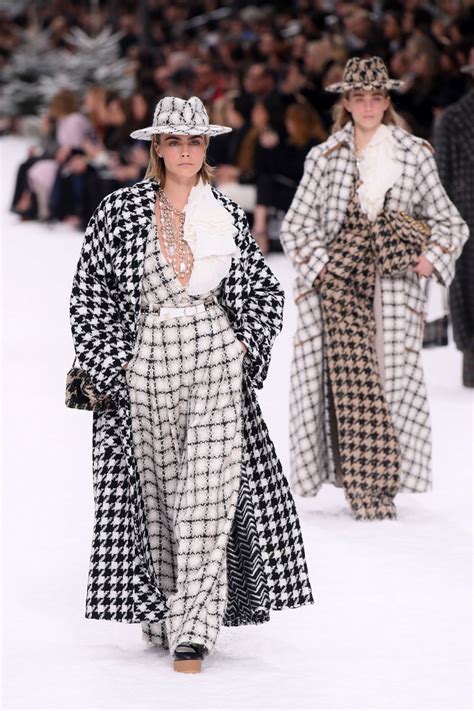 chanel houndstooth cara delevingne|Cara Delevingne & More Stars at Karl Lagerfeld's Last Chanel Show.